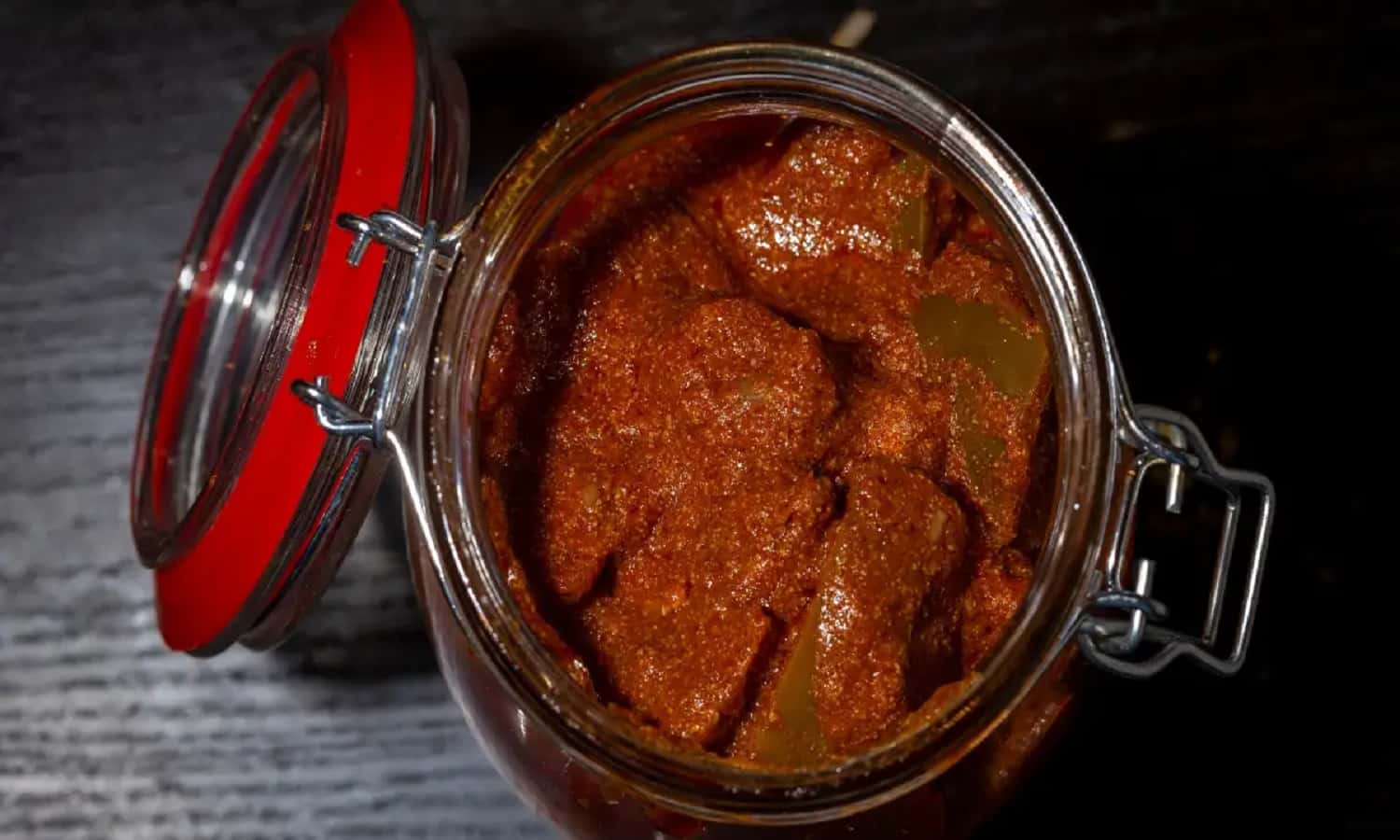 How to Prevent Pickles from Spoiling In Hindi