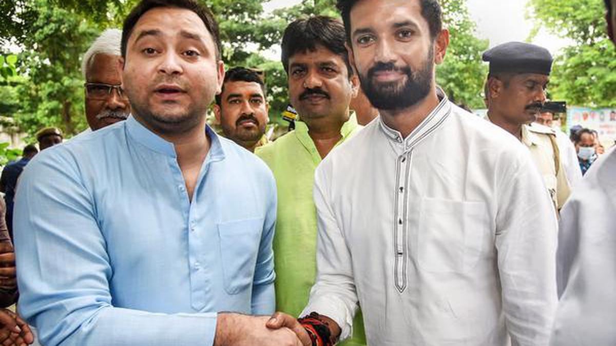 Chirag Paswan Praised Lalu Yadav : बिहार में हलचल! चिराग पासवान ने RJD से गठबंधन पर कह दी ये बड़ी बात 