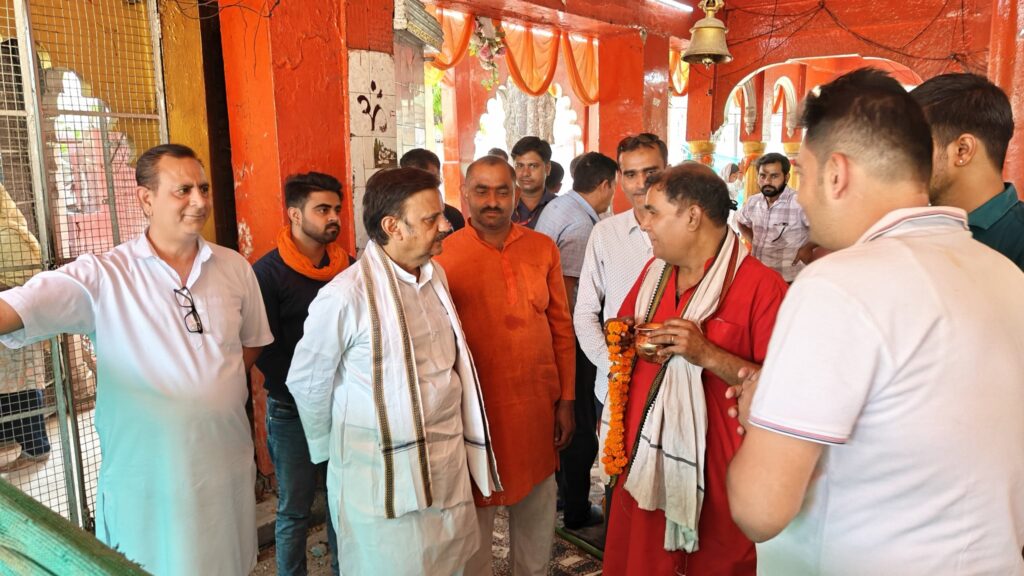 Mankameshwar temple in Rewa