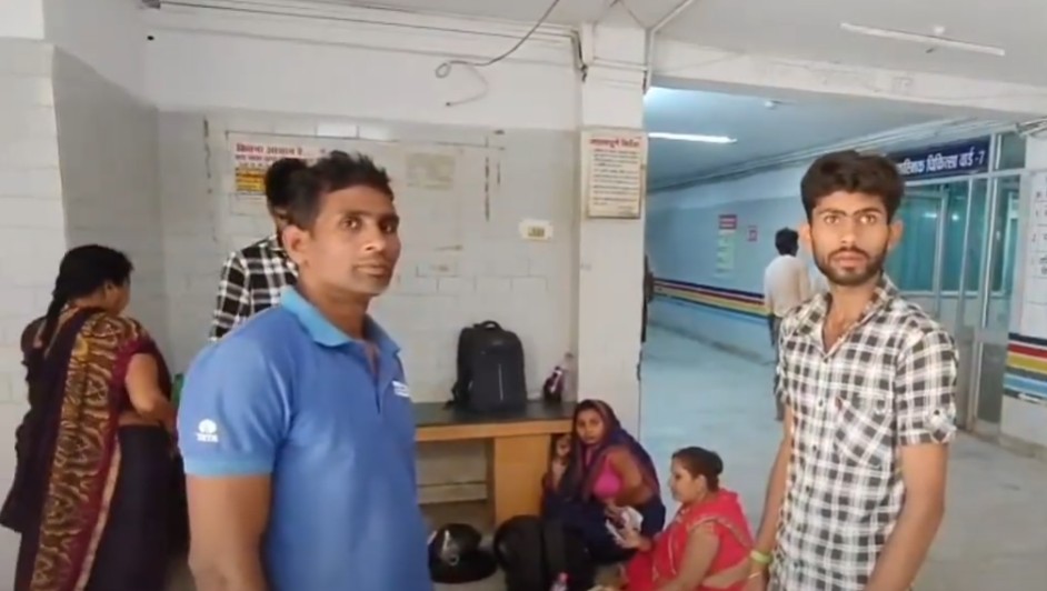 Fierce fight between two brothers' family in Rewa