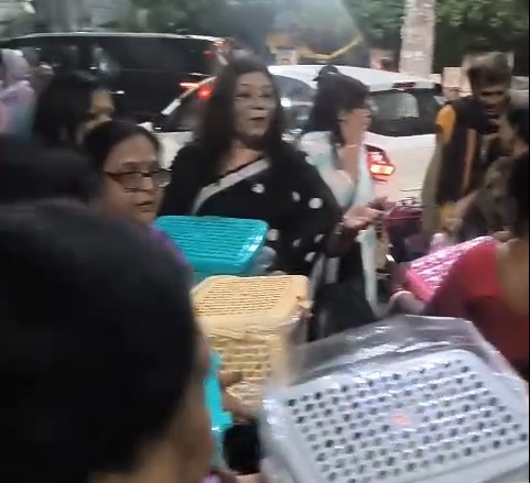 Necessary items distributed to women by Rajput Ladies Club in Rewa