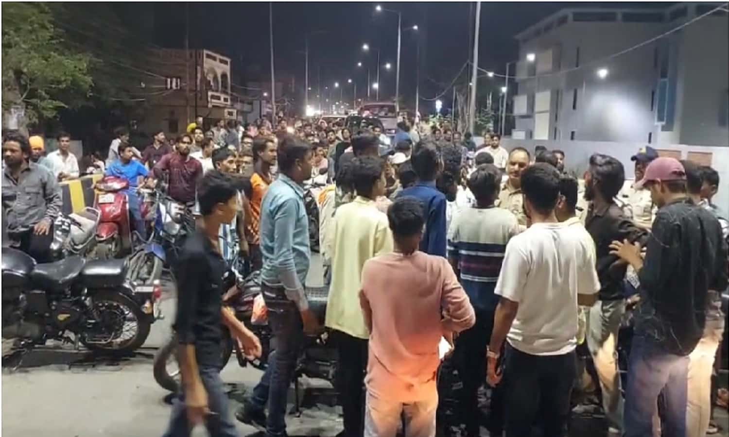 MP: हिंदू नेता को तमाचा मारा, कहा- तिलक लगाकर मत आना, ये मुस्लिम इलाका है