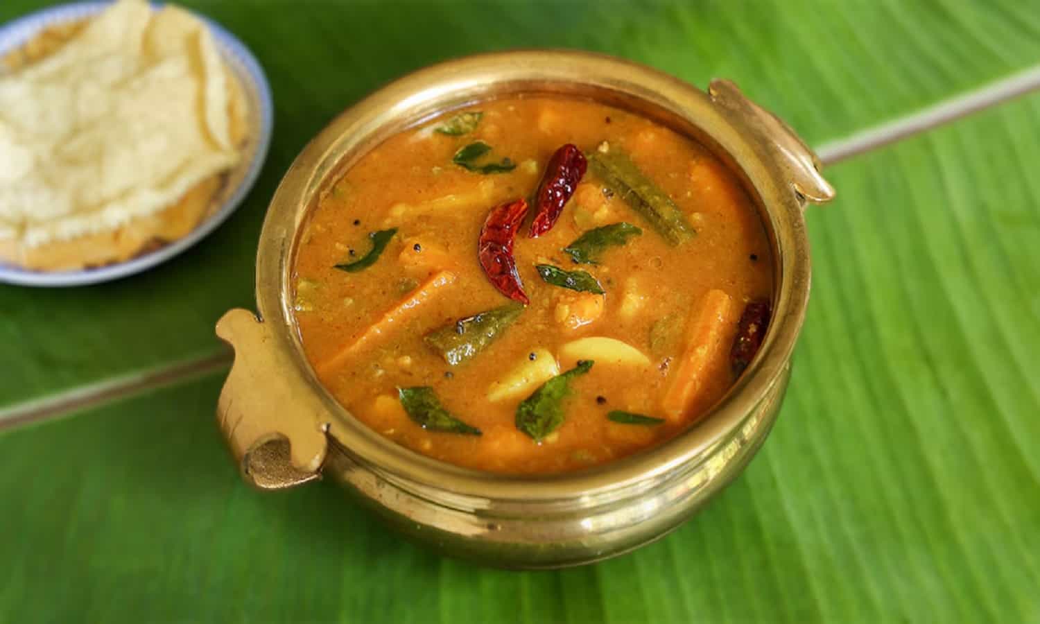 South Indian Sambar Recipe: स्वाद और परंपरा का संगम है प्योर साउथ इंडियन सांभर रेसिपी