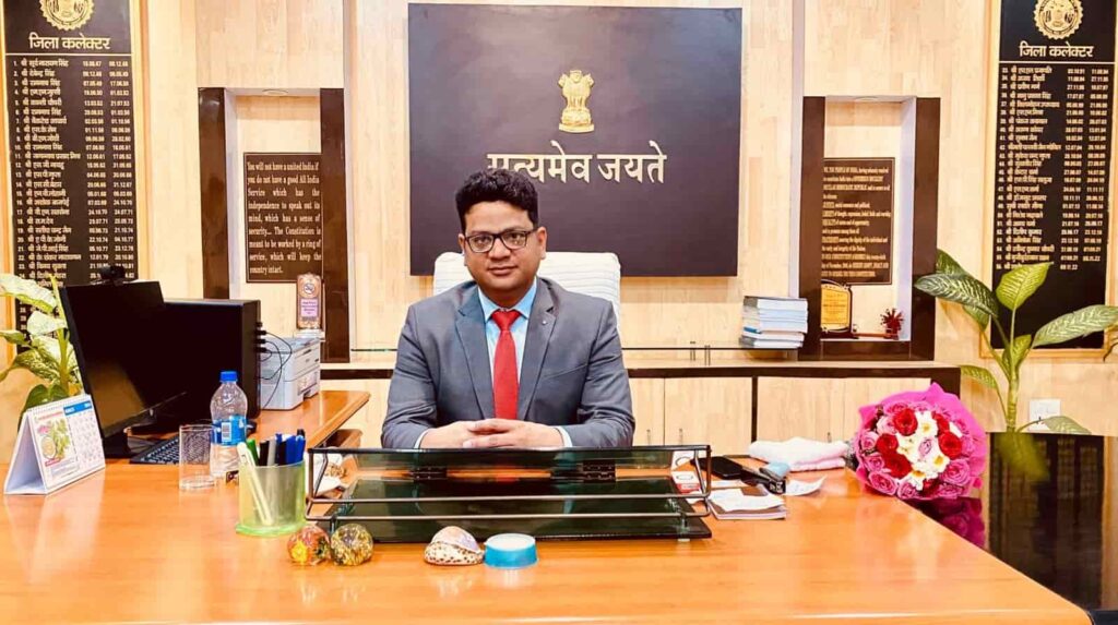 Sidhi Collector Swarochish Somvanshi News