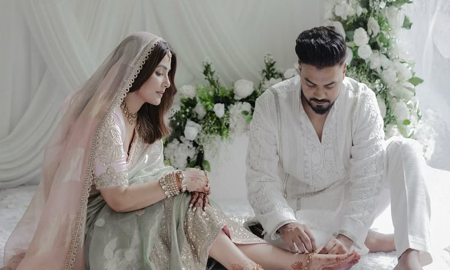 कैंसर से जंग लड़ रहीं हिना खान ने की बॉयफ्रेंड रॉकी जायसवाल से शादी