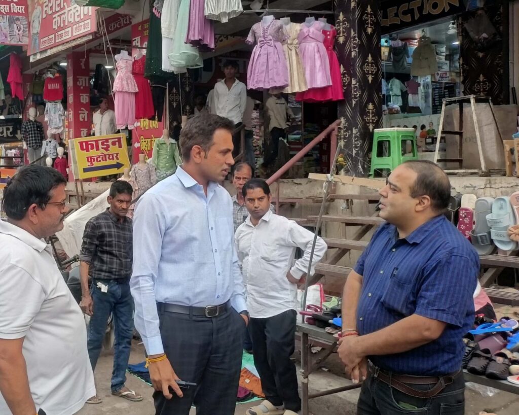 Encroachment will soon be removed from Amhiya Road in Rewa