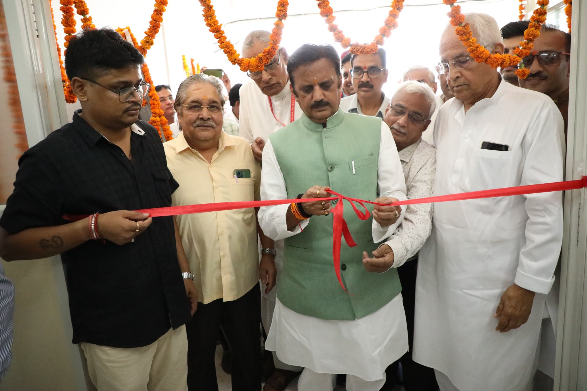 Deputy CM inaugurated the blood bank and blood separation unit