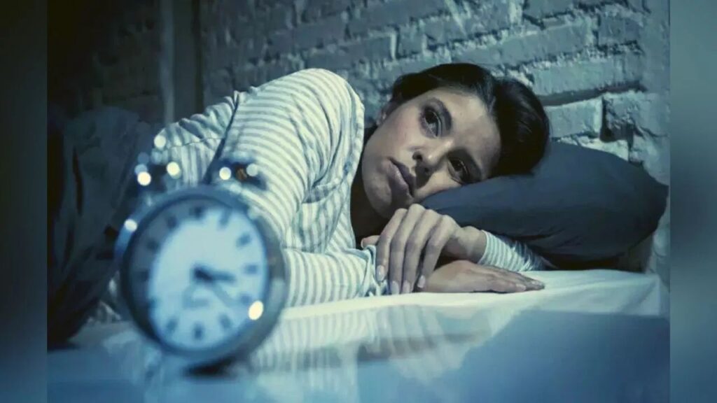 Raat ko 3-4 Baje Nind Kyo Khul Jati Hai
