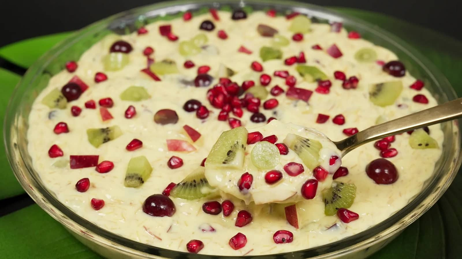 Seasonal Fruit Custard Recipe In Hindi