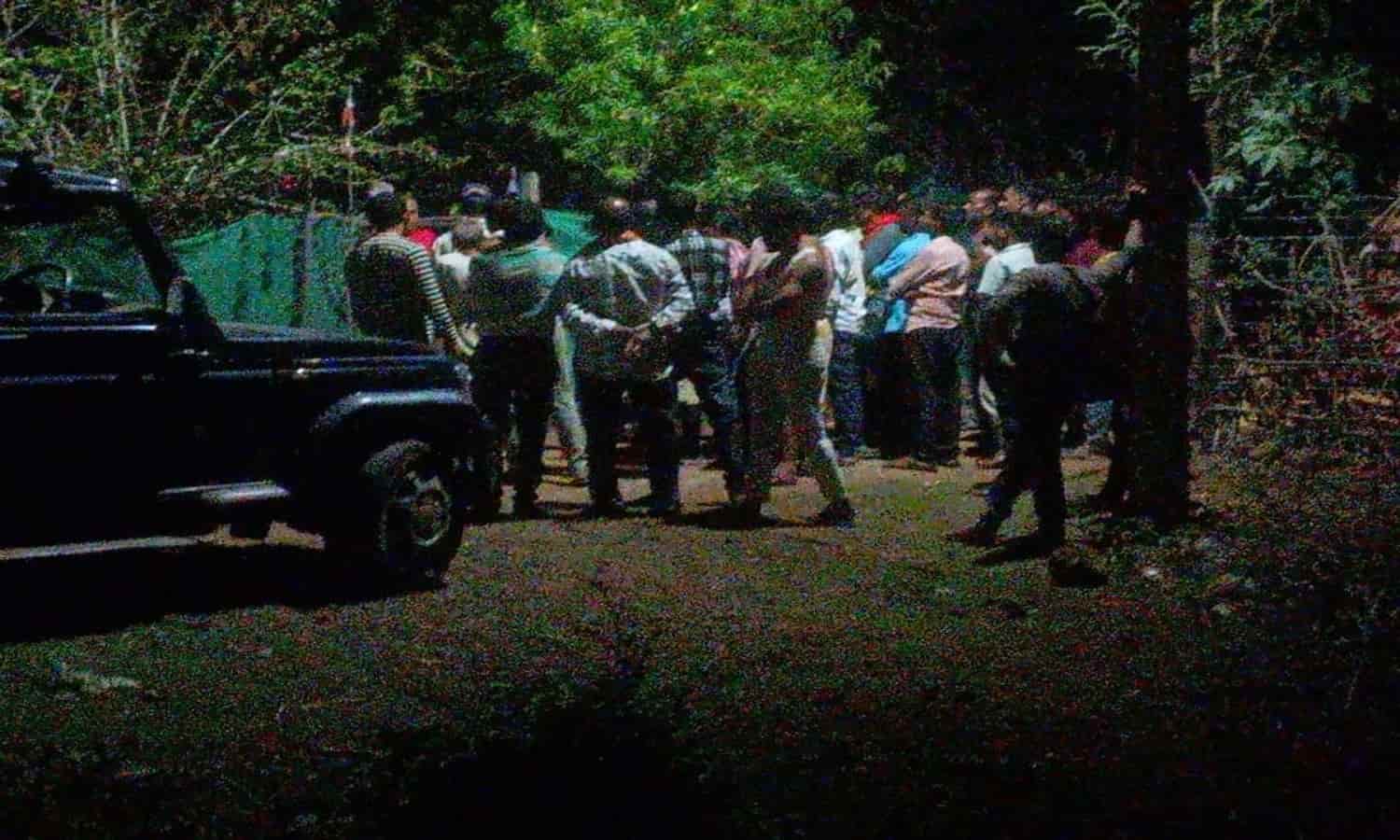 MP: डिंडौरी में मां और दो बच्चों के शव फंदे पर लटके मिले