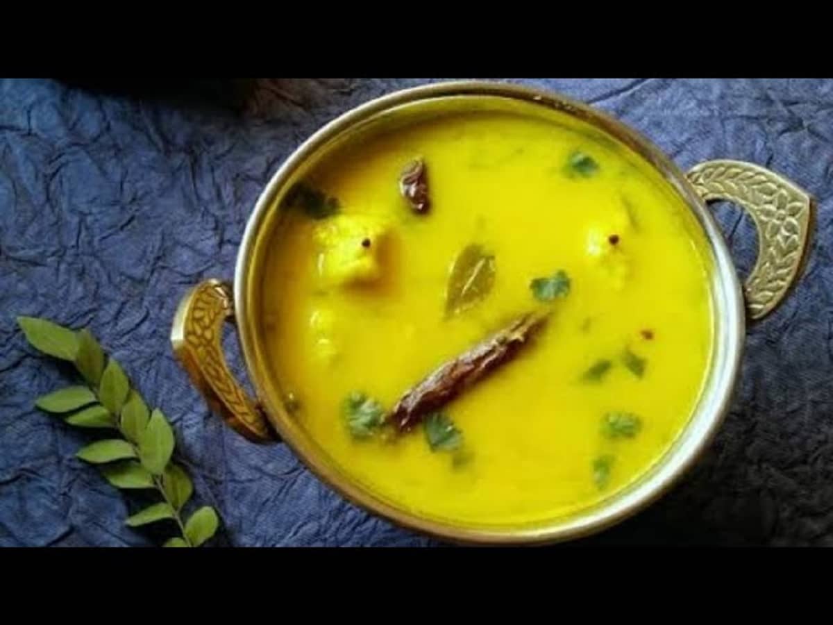 कच्चे चना दाल व लौकी की कढ़ी: स्वाद और सेहत से भरपूर परंपरागत रेसिपी