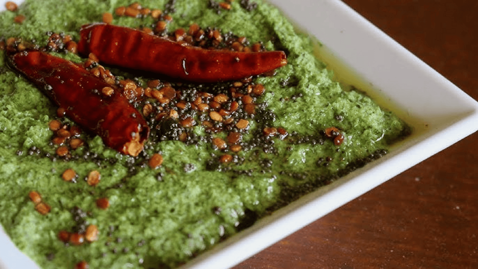 कड़ी पत्ते की चटनी: स्वाद, सेहत और खुशबू का परफेक्ट मेल – tasty and aromatic curry leaves chutney