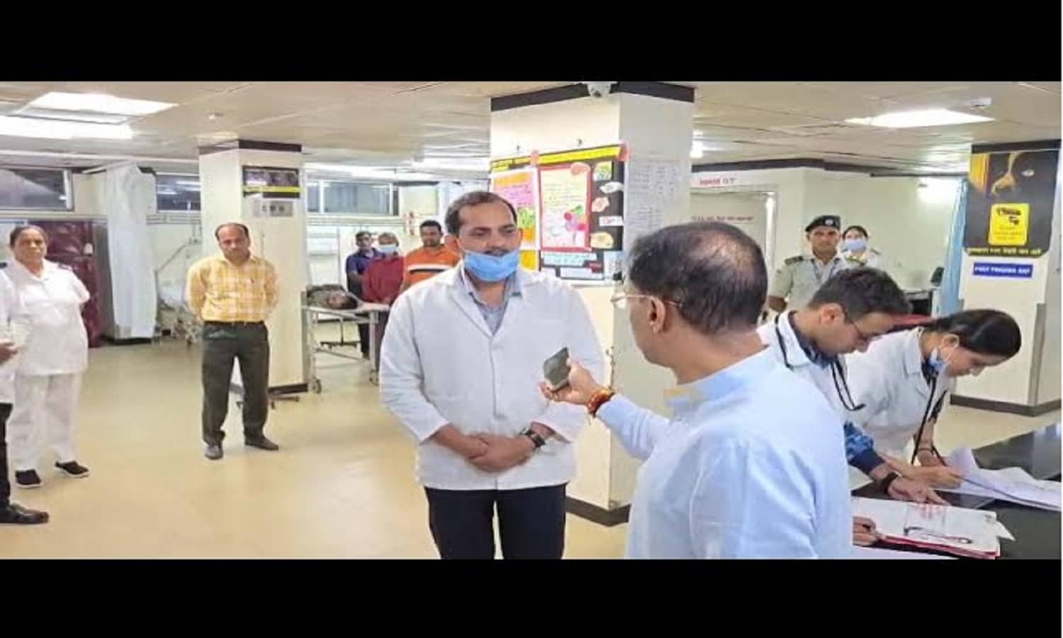 गोवा के स्वास्थ्य मंत्री विश्वजीत राणे ने डॉक्टर से बदसलूकी के लिए मांगी माफी