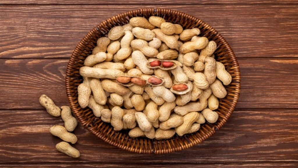 Khali Pet Peanut Khane Ke Fayde