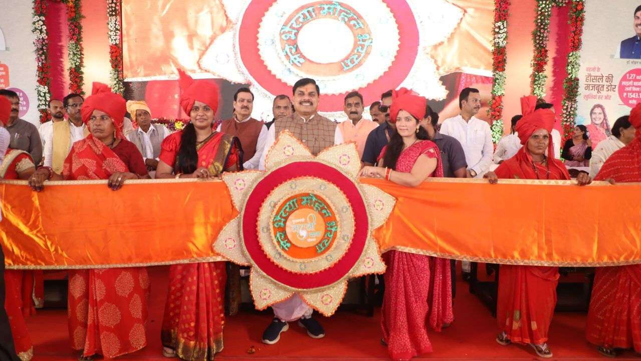 आपके खाते में आए 1250 रुपये? ऐसे चेक करें Ladli Behna Yojana 26th Installment