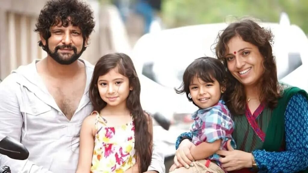 Who is Raj Arjun Father of Sara Arjun