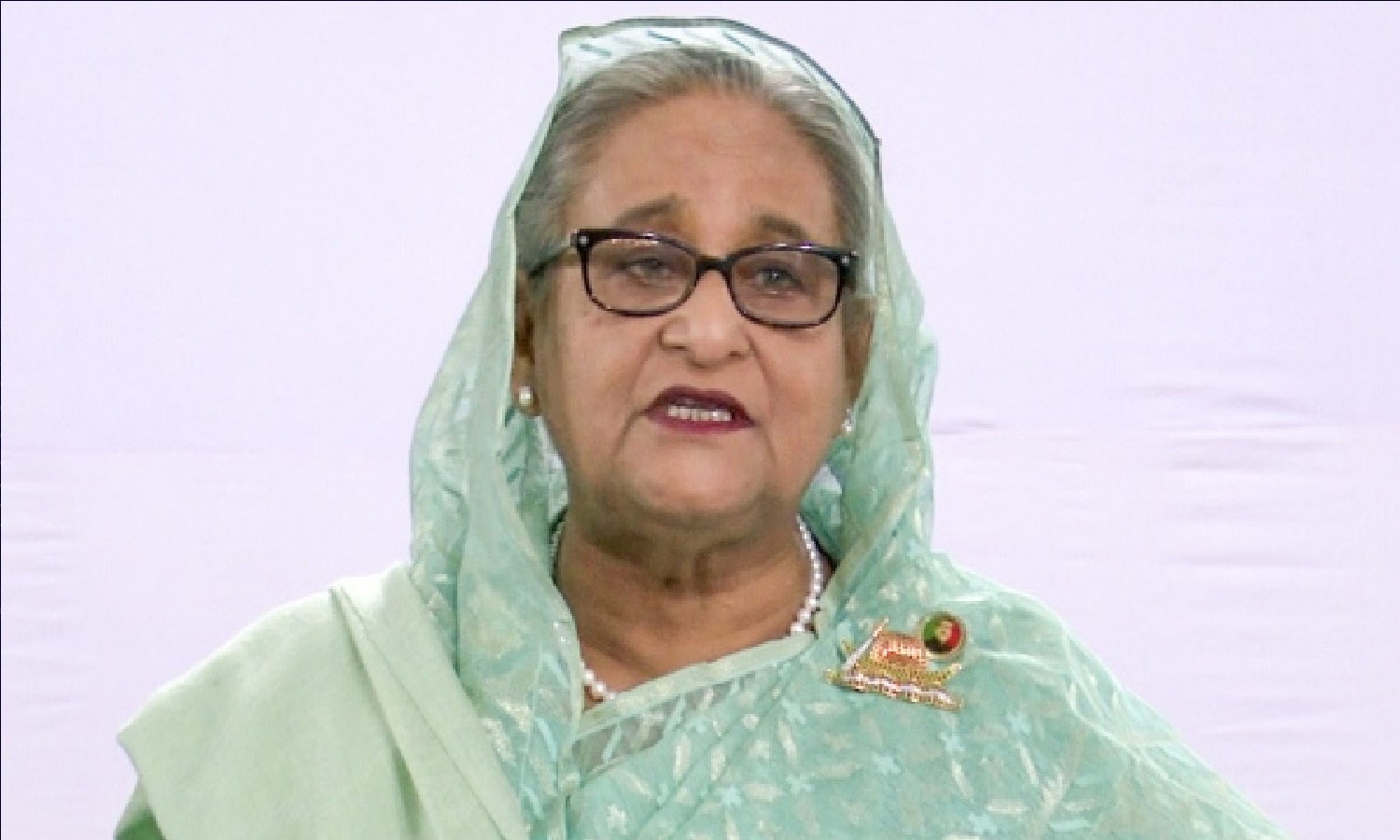 बांग्लादेश की पूर्व प्रधानमंत्री शेख हसीना को कोर्ट की अवमानना मामले में 6 महीने की सजा