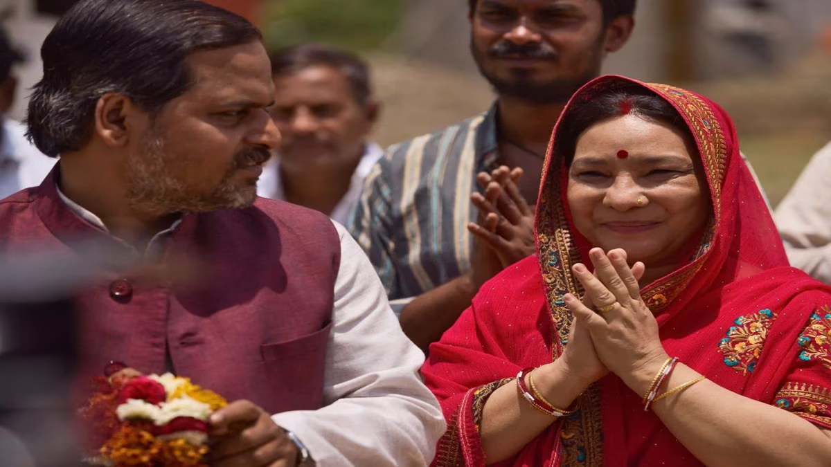 कौन हैं सुनीता राजवार, जो पंचायत-4 में फुलेरा की नई ग्राम प्रधान, क्रांति देवी का किरदार निभा रही हैं