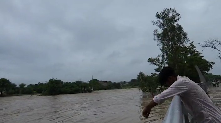 Flood like situation due to torrential rains in Rewa