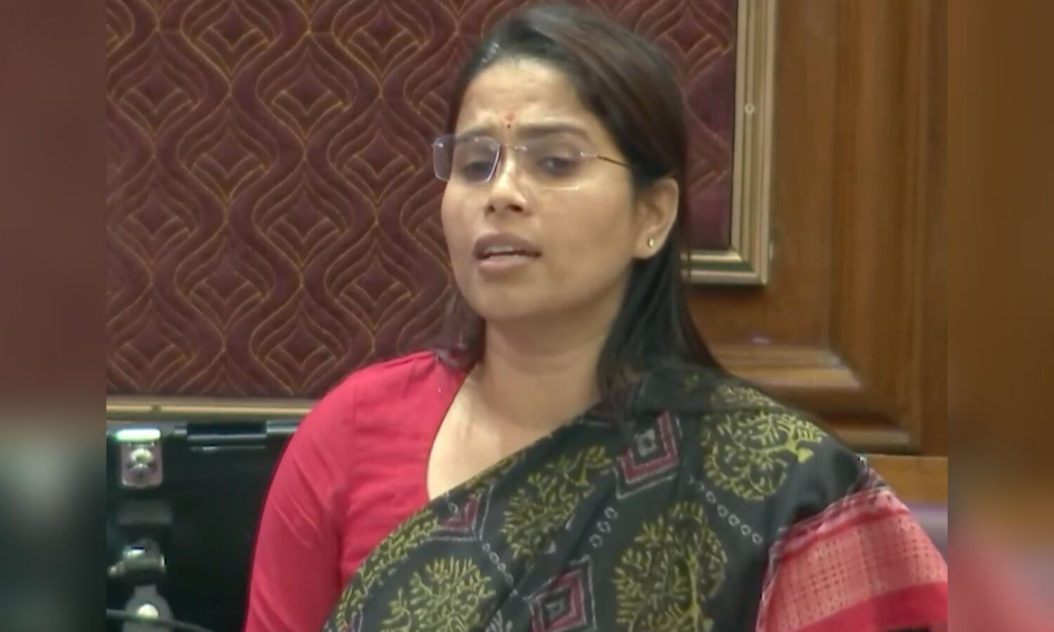 MLA Pooja Pal : अखिलेश यादव ने विधायक पूजा पाल को पार्टी से निकाला, CM Yogi की थी तारीफ, अब दिया रिएक्शन