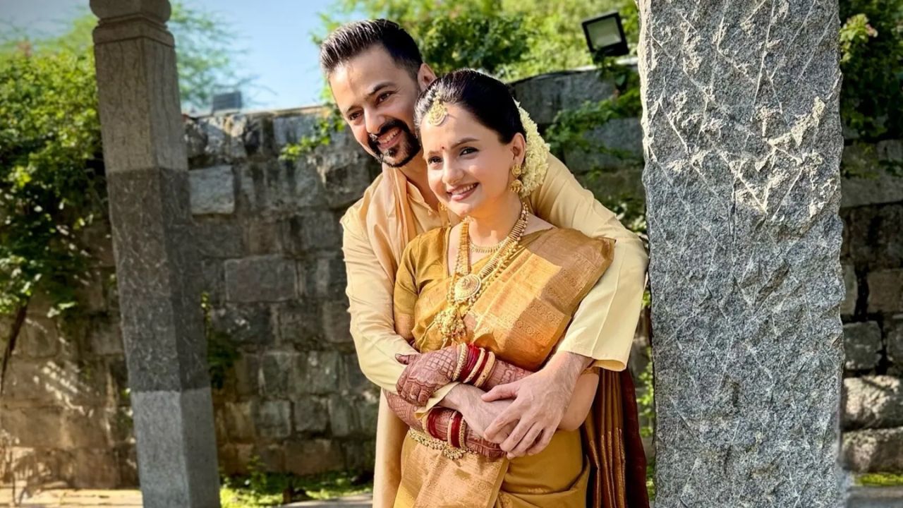 Gopi Bahu Fame Gia Manek Marriage