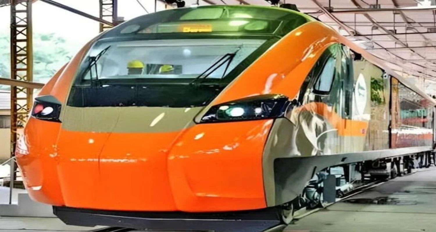 Sleeper Vande Bharat पर क्या है अपडेट? रेल मंत्री वैष्णव ने बता दिया डिटेल