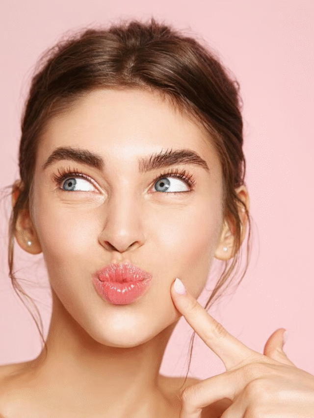 Lip Pigmentation: लिप पिगमेंटेशन होगा छूमंतर, बस अपनाएं ये देसी नुस्खे