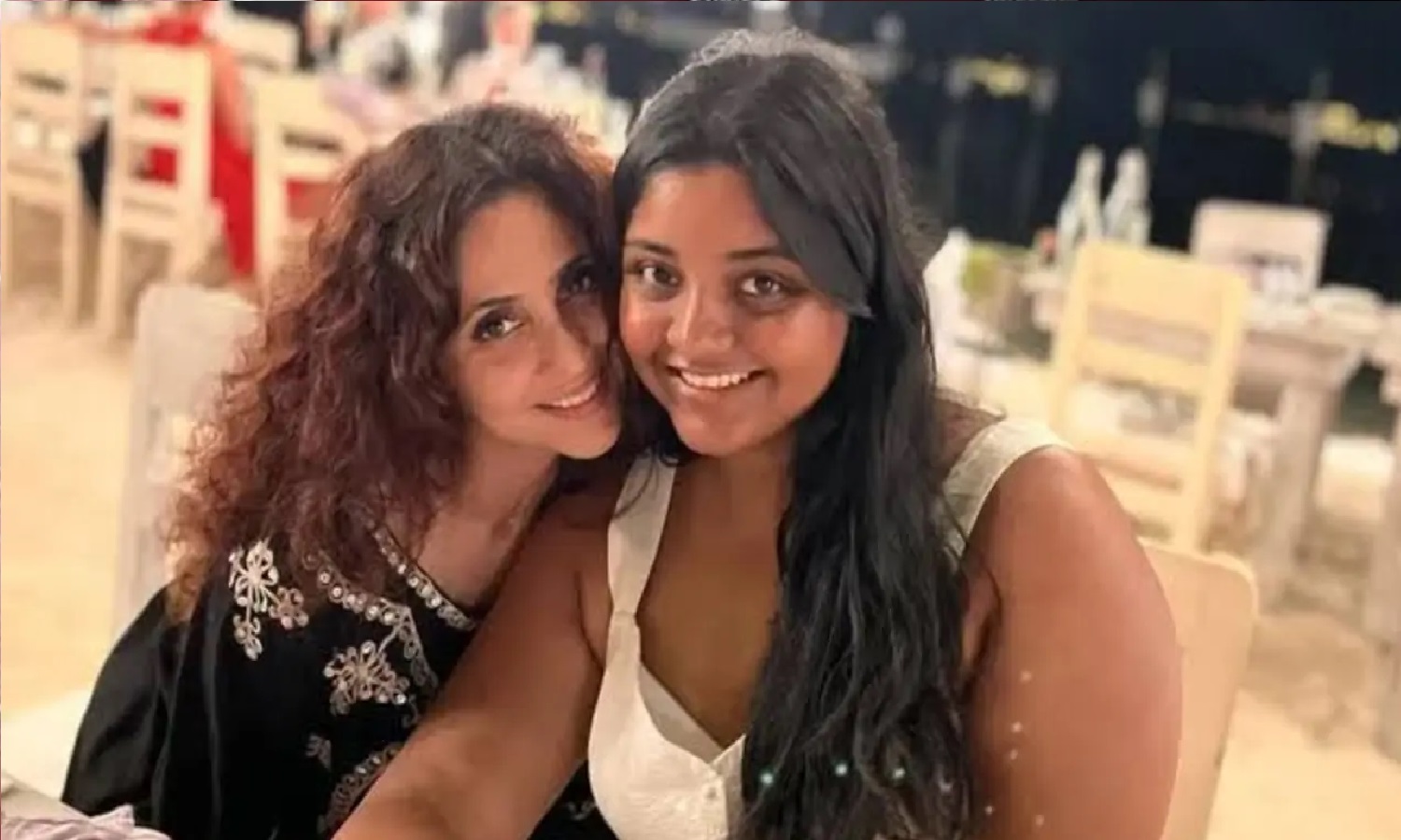 कौन हैं Gautami Kapoor जो 16 साल की बेटी और Sex Toy को लेकर ट्रोल हो रहीं?