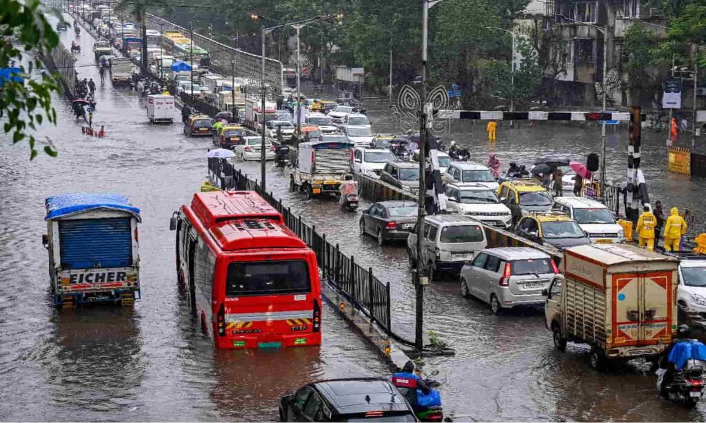 mumbai heavy rains news