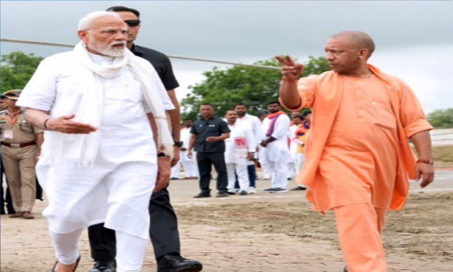क्या सपा से पूछकर आतंकवादी मारें? -पीएम मोदी