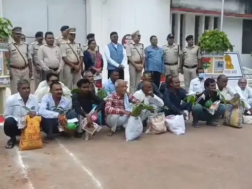 Satna News: स्वतंत्रता दिवस पर चार सगे भाइयों सहित 17 बंदियों की रिहाई, जेल में दो कैदी बने लखपति