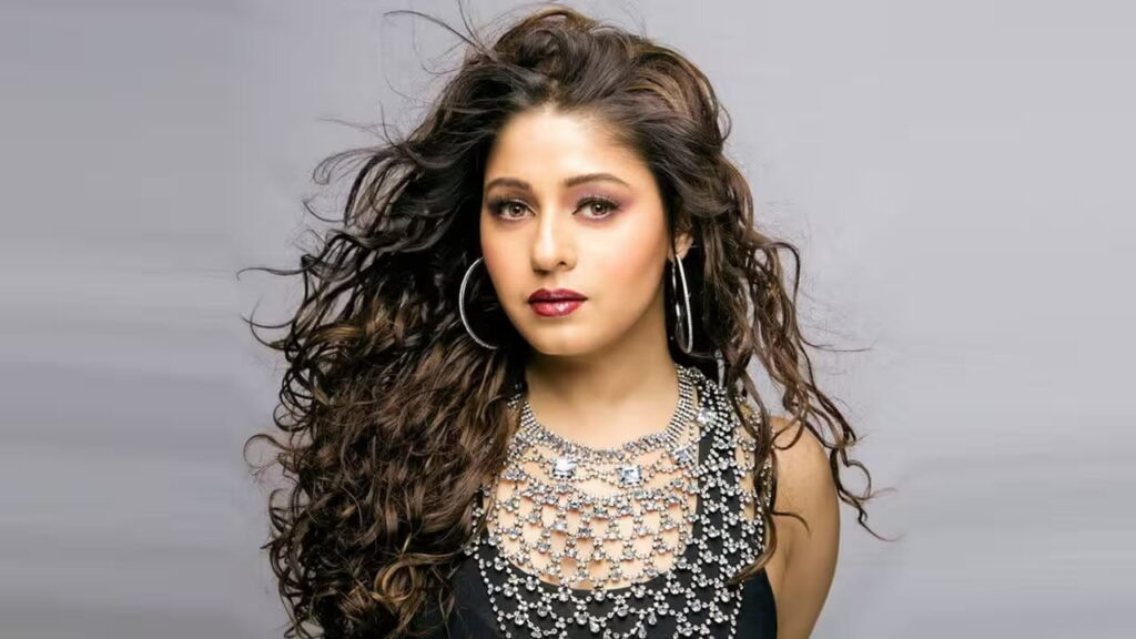 Sunidhi Chauhan Life Interesting Facts In Hind