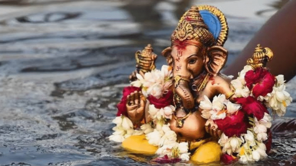 Ganesh visarjan 2025: Do this remedy during Ganesh immersion on Anant Chaturdashi and see the miracle