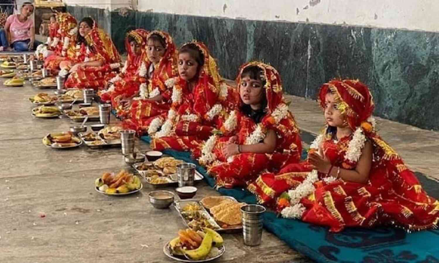 Navratri Kanya Pujan : कन्या पूजन में न करें ये गलती, रूठ जाती है महागौरी 