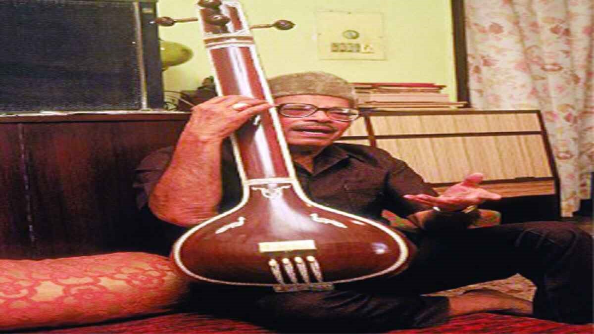 MANNA DEY (1)