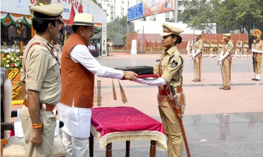 MP News Police Parade