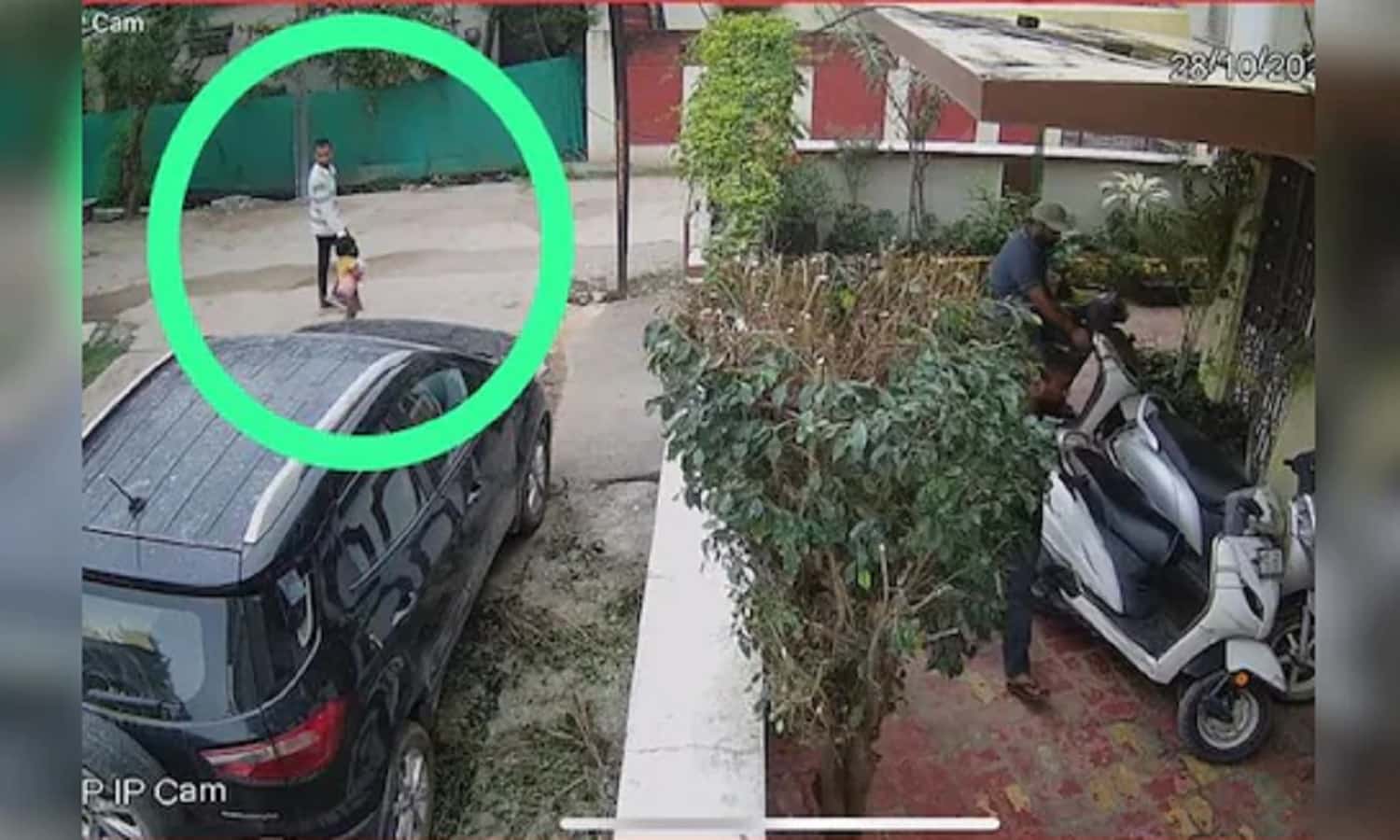 MP: मां की सतर्कता ने बचाई ढाई साल की बेटी, खिलौनों के लालच से अगवा करने की कोशिश नाकाम