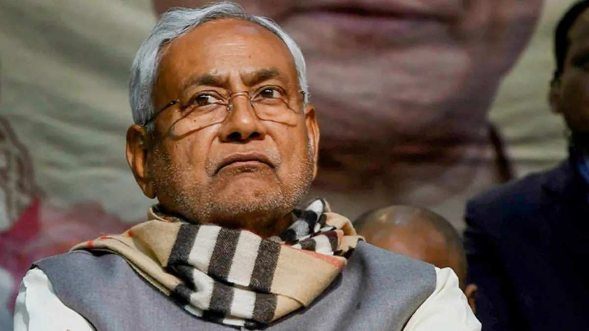 Bihar Politics : जेडीयू ने पार्टी से बाहर किए बागी नेता