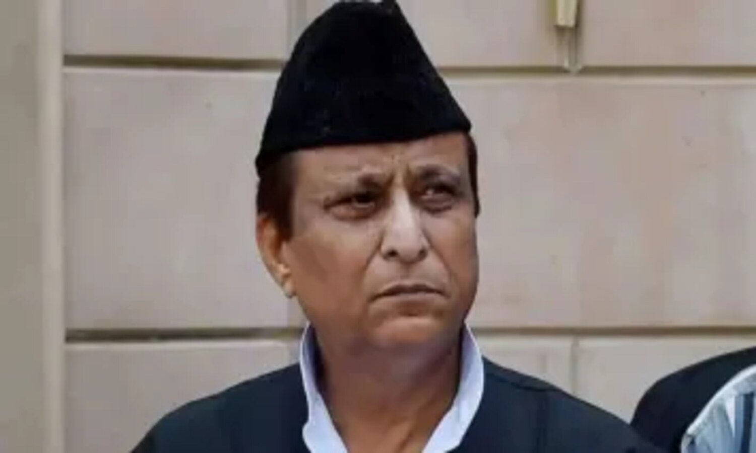 Azam Khan News : आज़म खान ने कहा- ‘यूपी में 50 साल में कितने सीएम आये और गए होंगे’