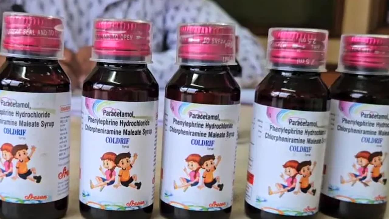 Cough Syrup Ban : तमिलनाडु की इस कंपनी ने सप्लाई की थी मध्य प्रदेश में कफ सिरप, दवा के नमूनों में मिली गड़बड़ी 