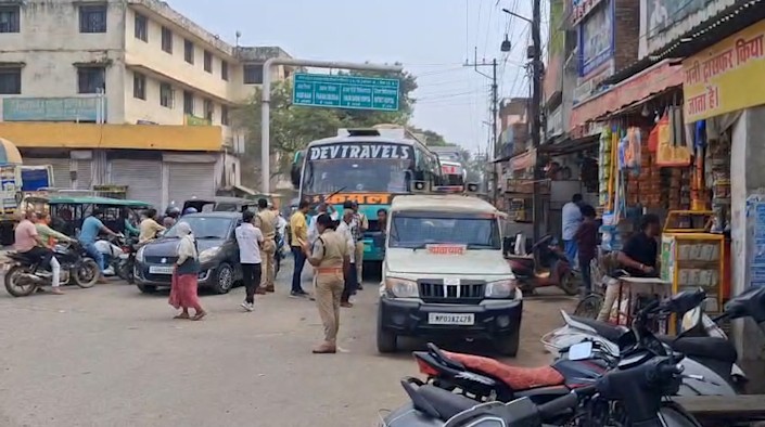 Challans issued for many buses with pressure horns