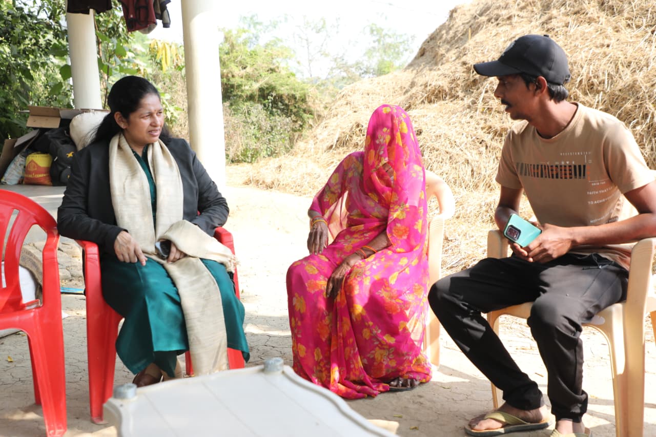 Collector inspected the Custom Hiring Center.