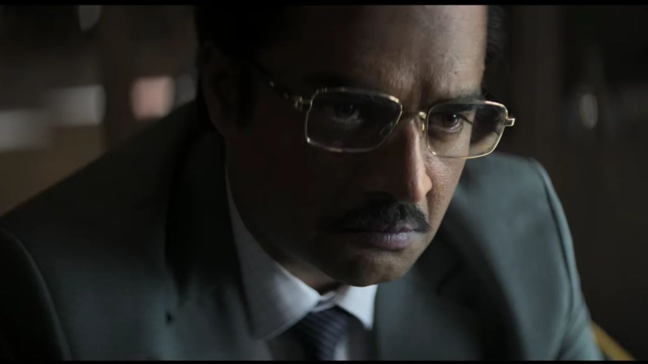 Dhurandhar Poster R.Madhavan As Ajit Doval: धुरंधर में आर माधवन का अजय डोभाल स्टाइल अवतार