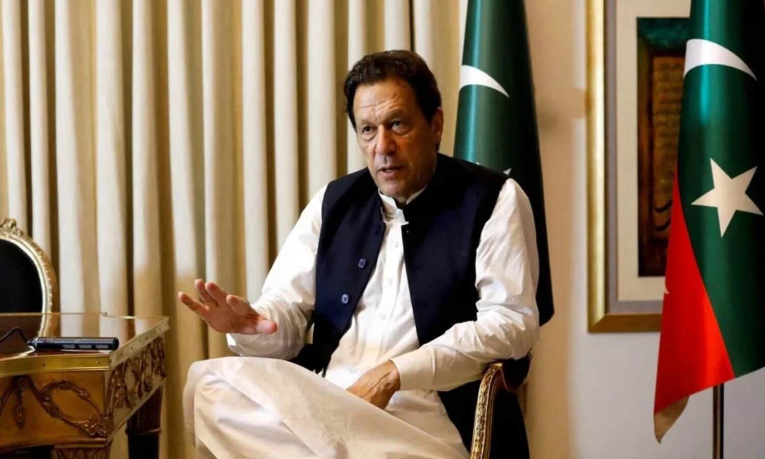 इमरान खान की स्थिति पर बेटे द्वारा पाकिस्तान प्रधानमंत्री से सबूत मांगने से जुड़ी खबर