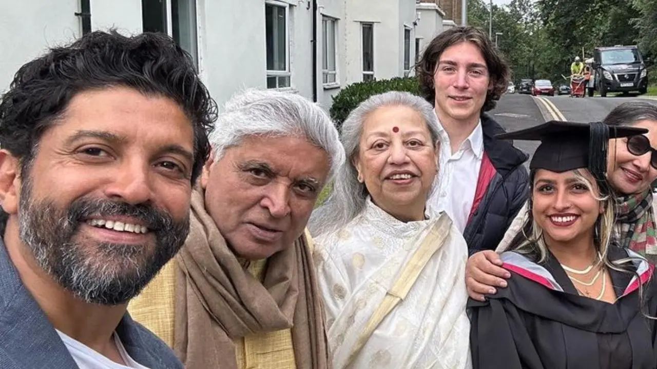 Javed Akhtar Honey Irani