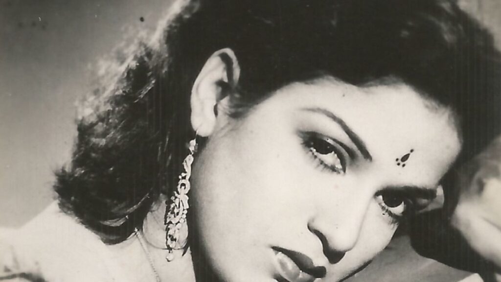 Kamini Kaushal’s Best 4 Movies