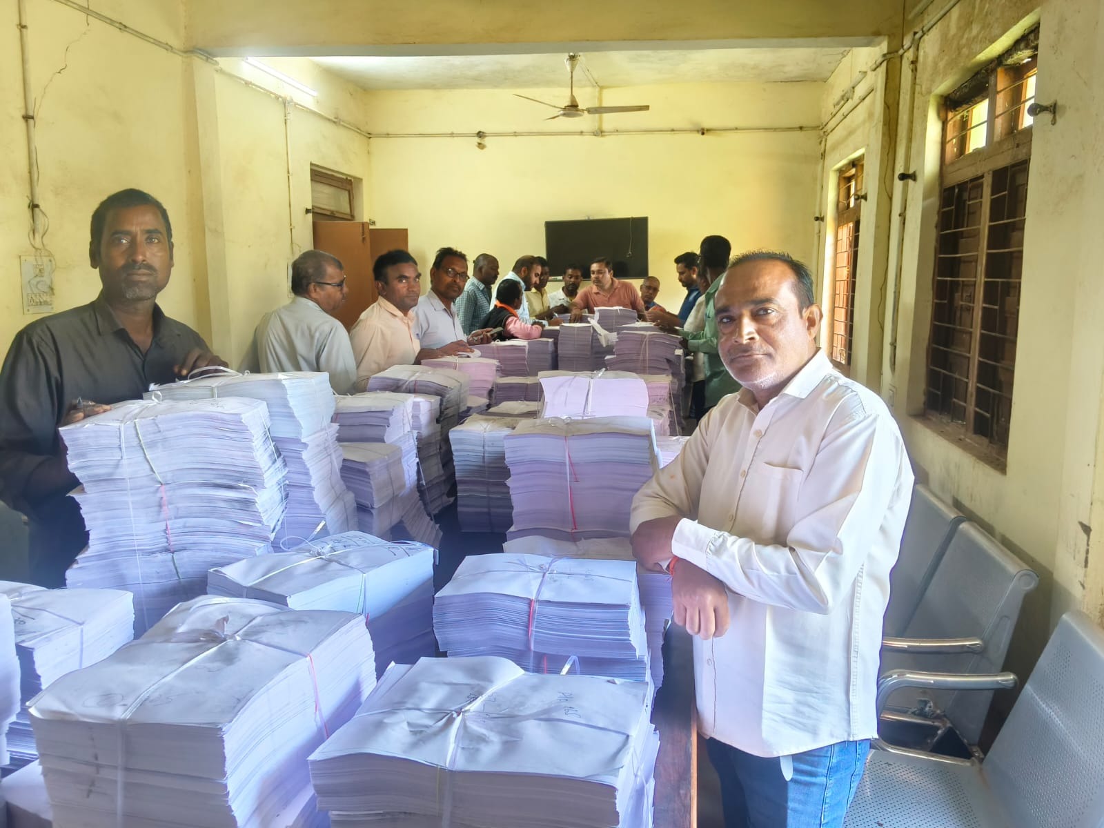 मतदाता सूची विशेष गहन पुनरीक्षण, 4 दिसंबर तक घर-घर सत्यापन होगा, रीवा कलेक्टर ने मांगा सहयोग