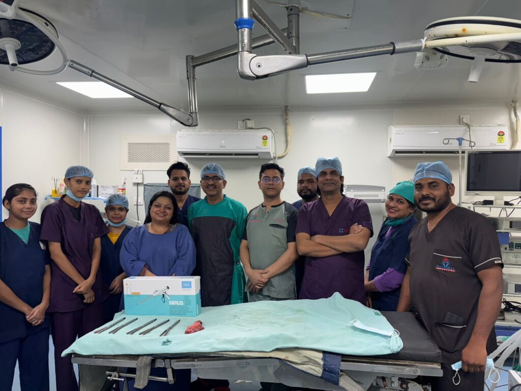 Successful operation of stomach cancer using laparoscopic technique in Rewa