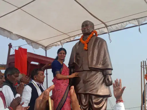 Sardar Patel statue unveiled in Mauganj