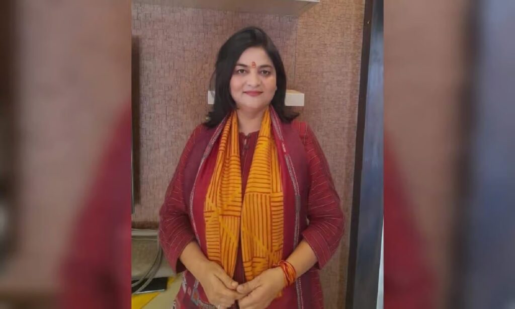 IAS संतोष वर्मा के कथित विवादित बयान से जुड़े समाचार की तस्वीर